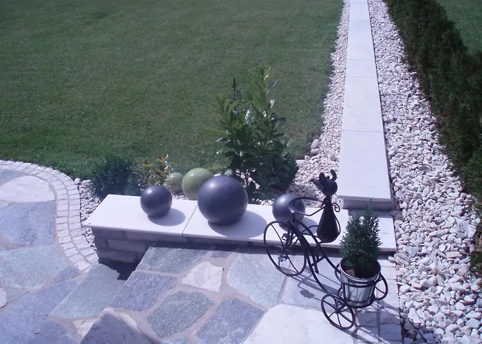 普兰特诺尔公寓