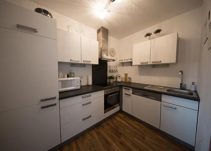 Prantner Apartment *